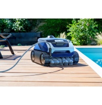 Des robots pour assainir l’eau de votre bassin
