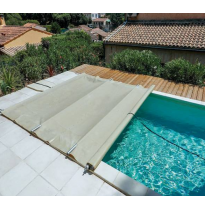 Bâche à barre piscine